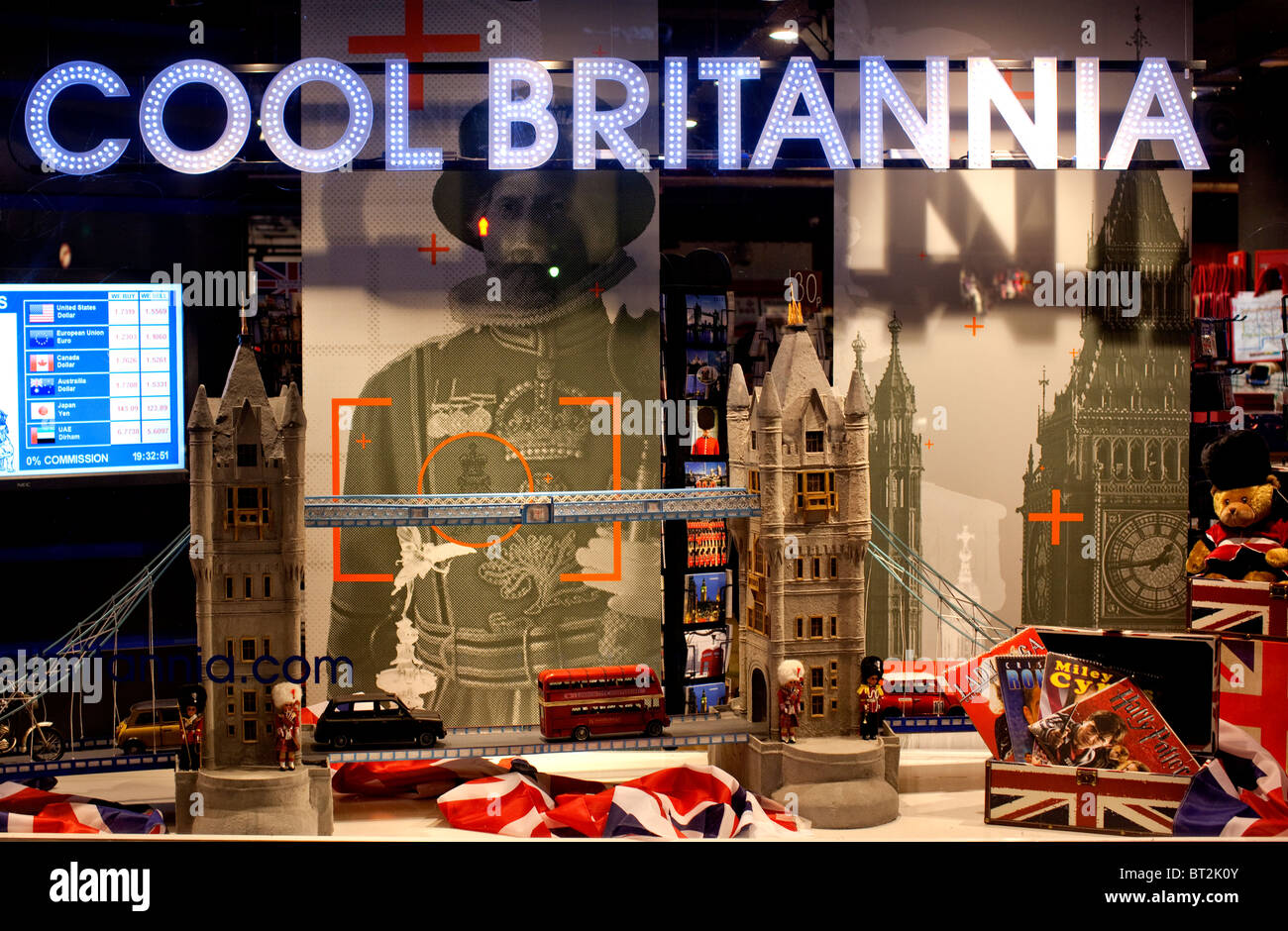 Fenster in Cool Britannia Souvenirladen im Londoner West End Stockfoto