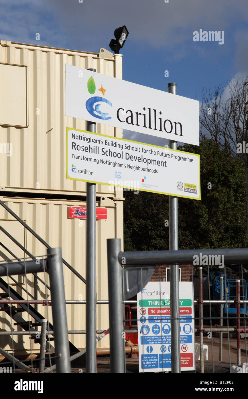 Eine Carillion neue Schule Baustelle in einer Stadt, U.K. Stockfoto
