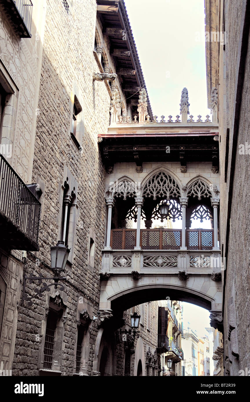 "Seufzerbrücke", gotisches Viertel, Barcelona Spanien, Barri Gòtic Stockfoto
