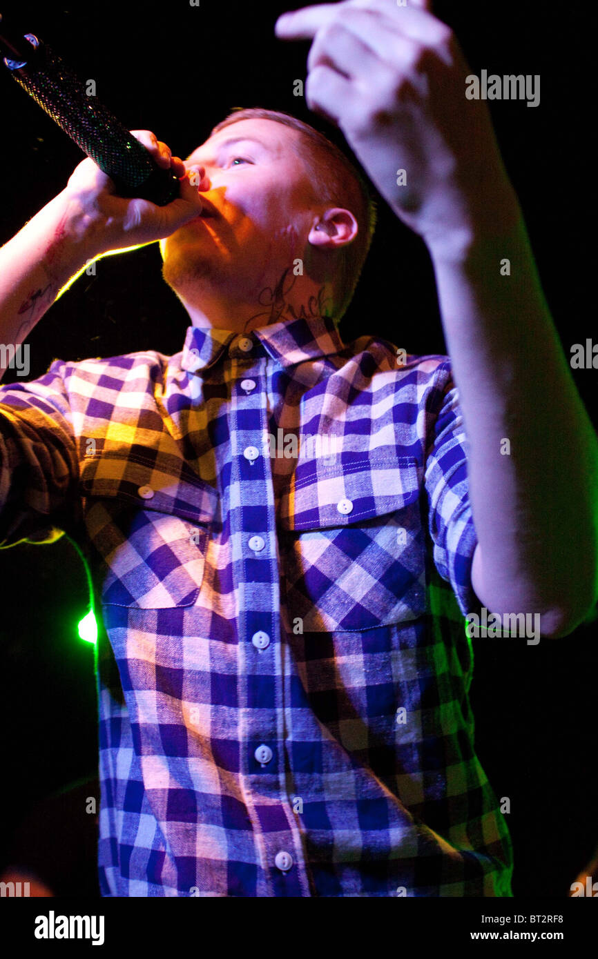 16.10.2010: Professor Green (Stephen Paul Manderson) erklingt in der Oxford Academy Stockfoto