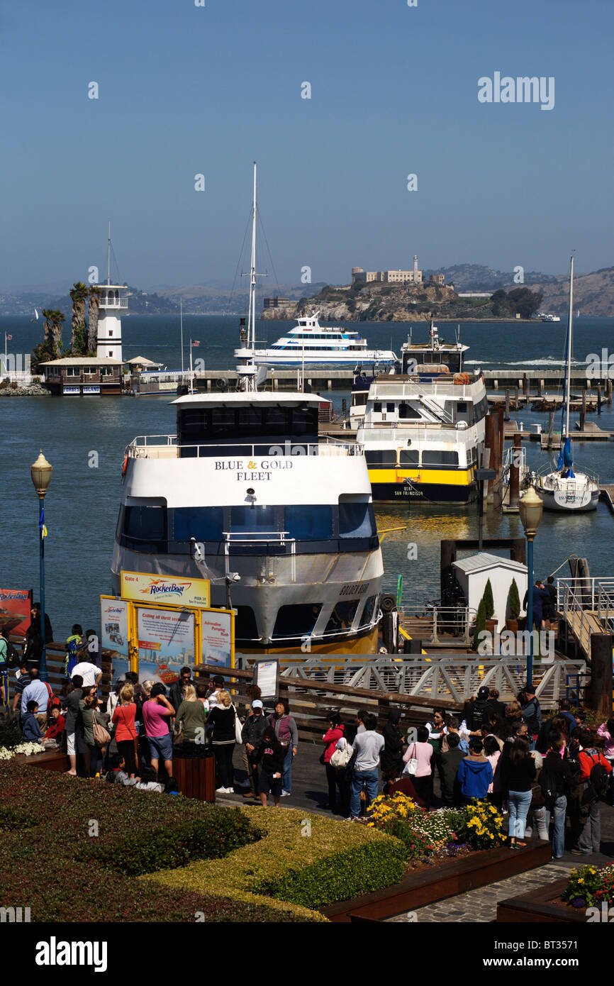 Fähren am Pier 39 in San Francisco in San Francisco in Kalifornien, USA Stockfoto