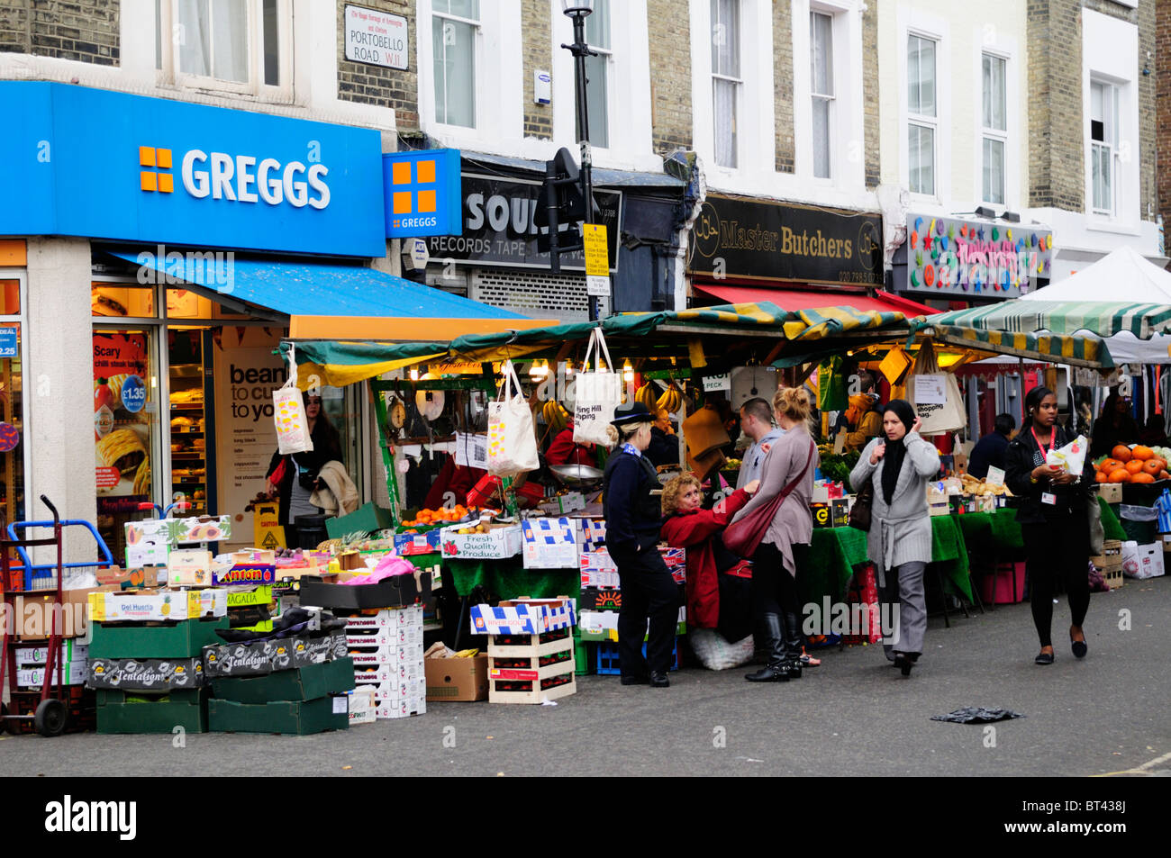 Portobello Road Obst- und Gemüsemarkt, Notting Hill, London, England, Vereinigtes Königreich Stockfoto