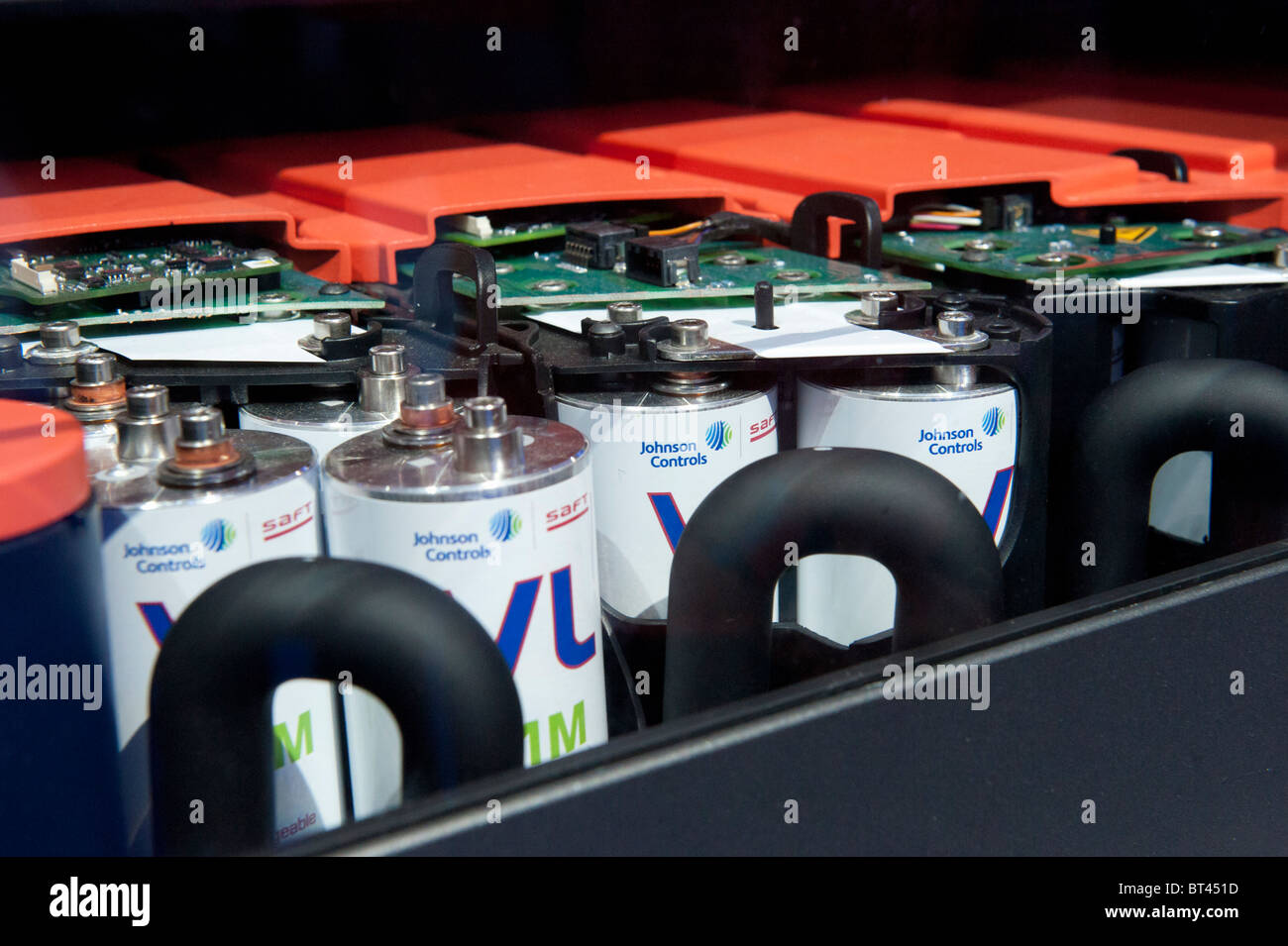 Detail des Interieurs von Lithium-Ionen-Batterien für Elektroautos Ford auf der Paris Motor Show 2010 Stockfoto