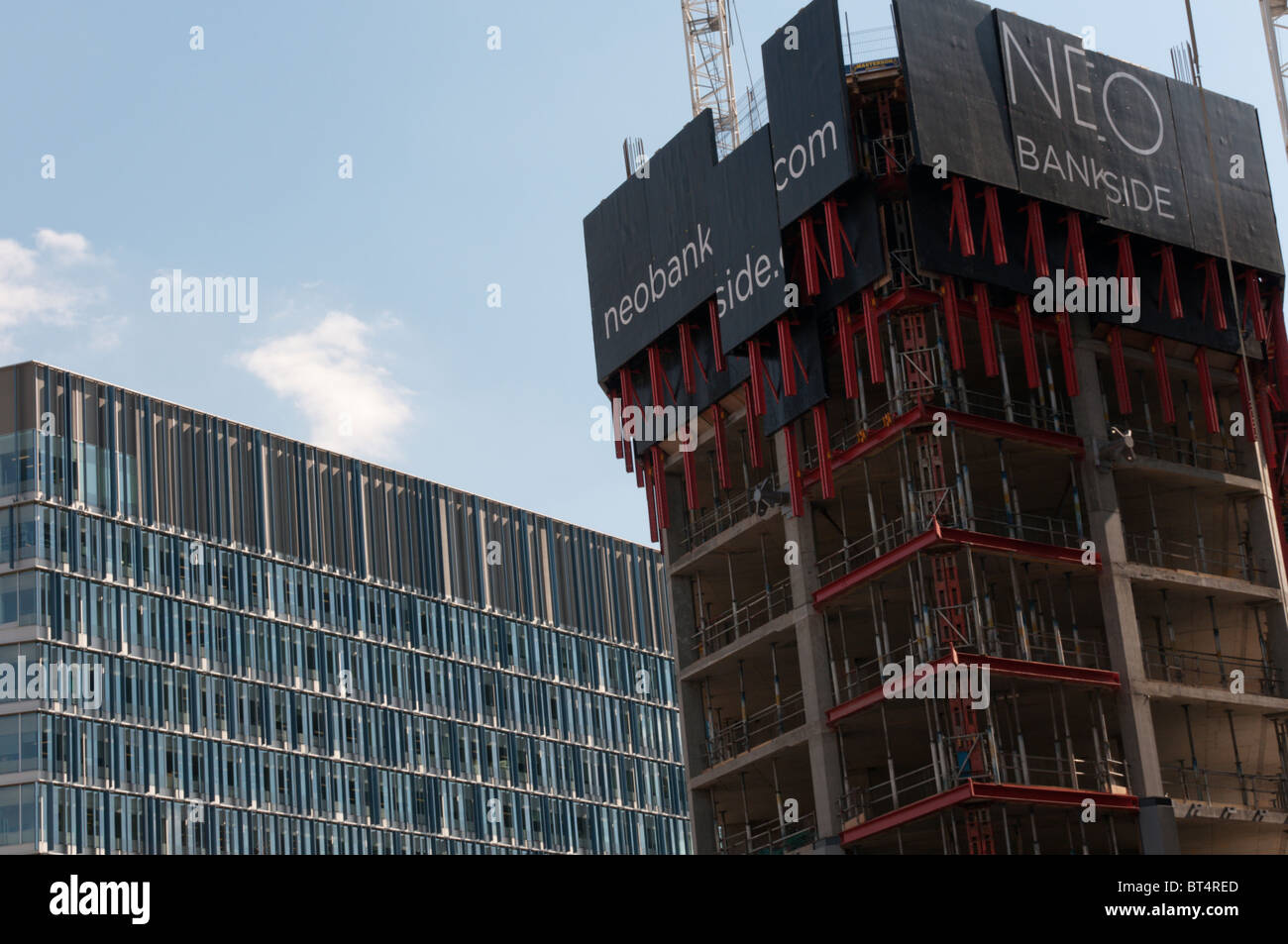 Entwicklung von NEO Bankside Luxuswohnungen und Penthäuser vor der Bankside 1/2/3-Entwicklung Stockfoto