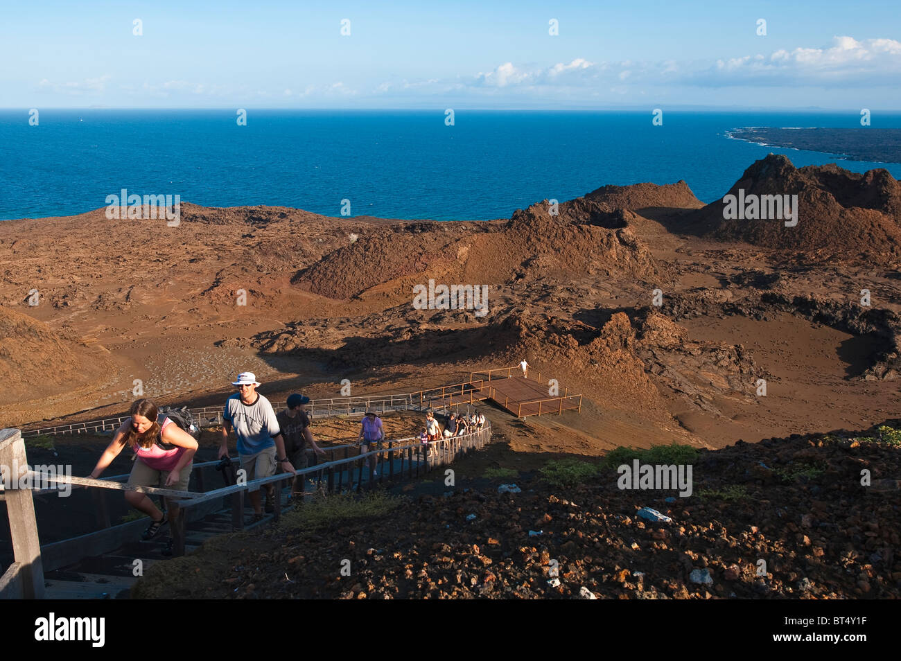 Galapagos-Inseln, Ecuador. Wandern auf Isla Bartolomé (Bartholomäus Island). Stockfoto