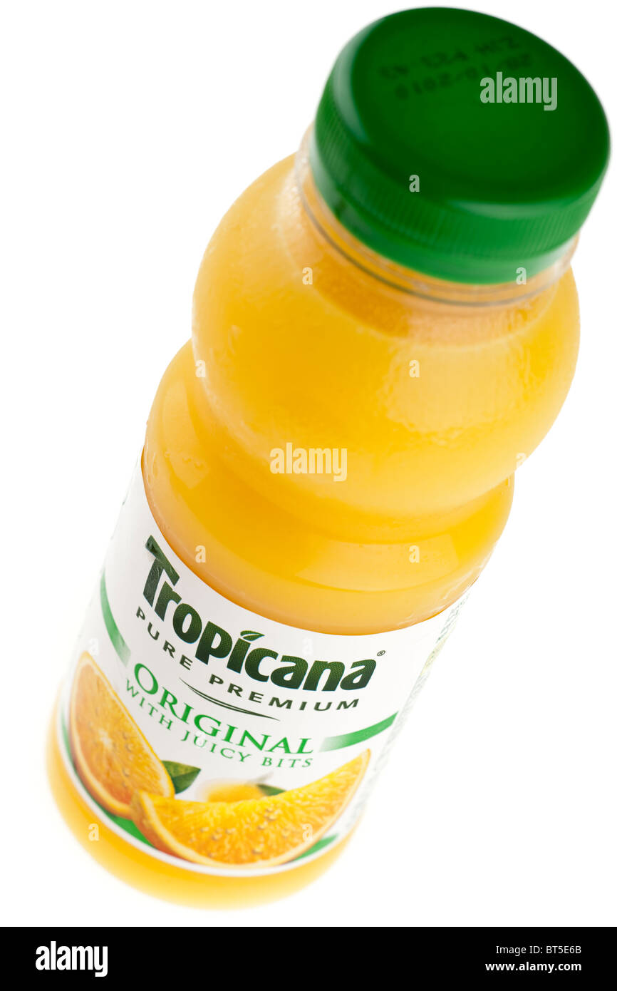 Kleine Flasche Tropicana Premuim original Orangensaft mit saftigen bits Stockfoto