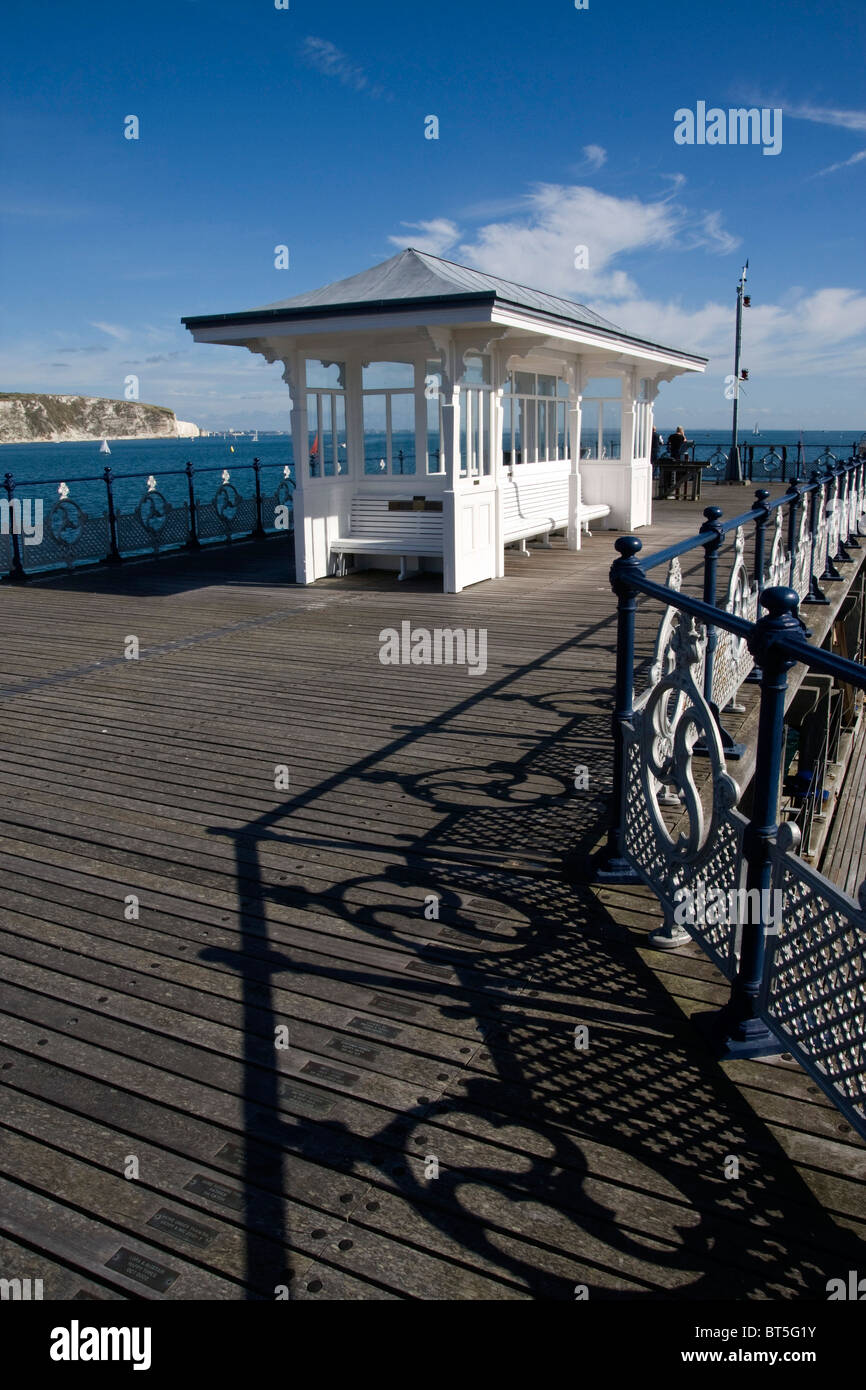 Swanage Pier Shelter, Dorset, Großbritannien Stockfoto