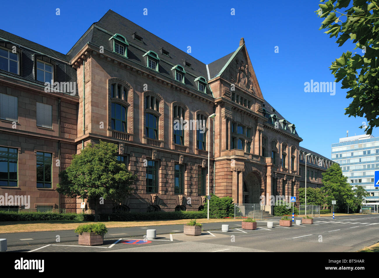 Verwaltungsgebaeude Im Chemiepark, Dependance Hauptverwaltung der Bayer AG in Leverkusen, Rhein, Nordrhein-Westfalen Stockfoto