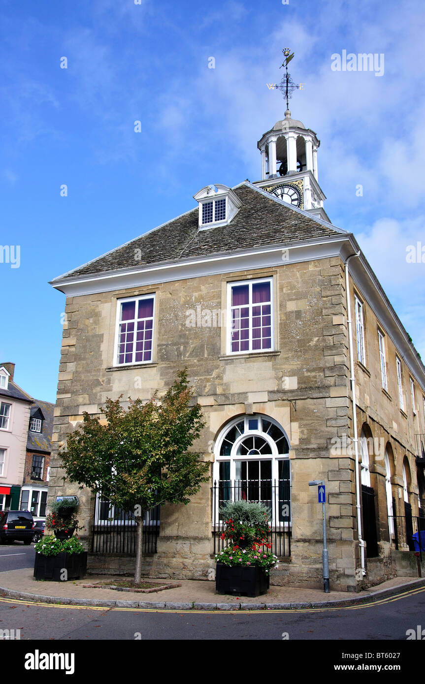 Georgian Town Hall von Bridge Street, Brackley, Northamptonshire, England, Vereinigtes Königreich Stockfoto