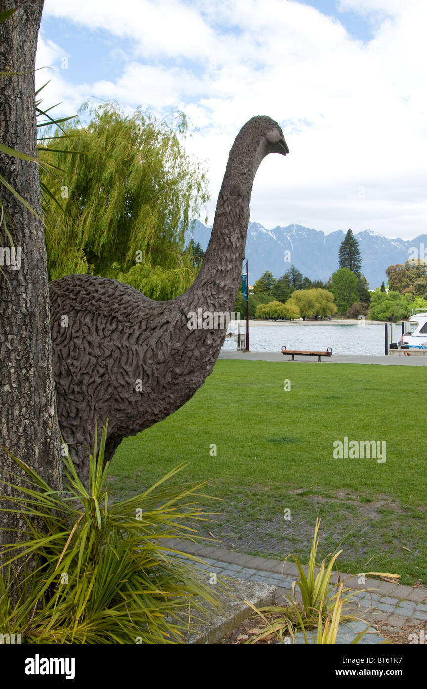 Queenstown Neuseeland Südinsel Vogel riesigen Moa ausgestorbener flugunfähiger Vogel statue Stockfoto