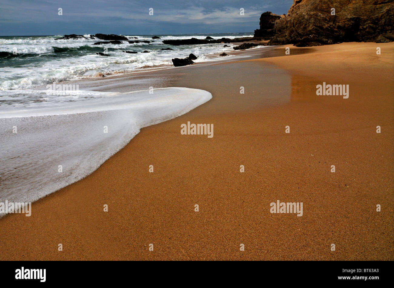 Portugal, Alentejo: Strand Praia Grande in Porto Covo Stockfoto