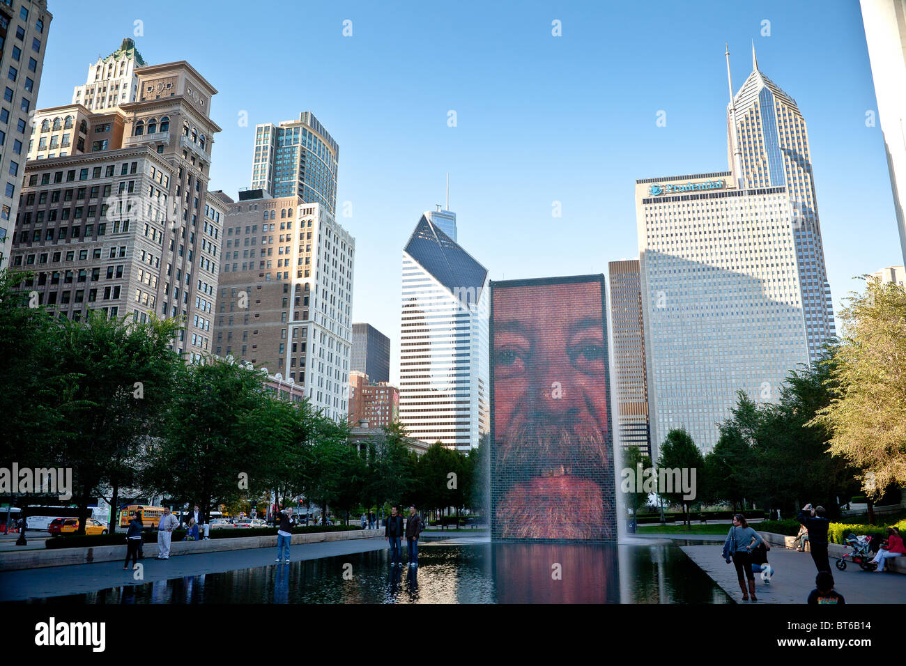 Die Crown Fountain des spanischen Künstlers Jaume Plensa im Millennium Park in Chicago, IL, USA. Stockfoto