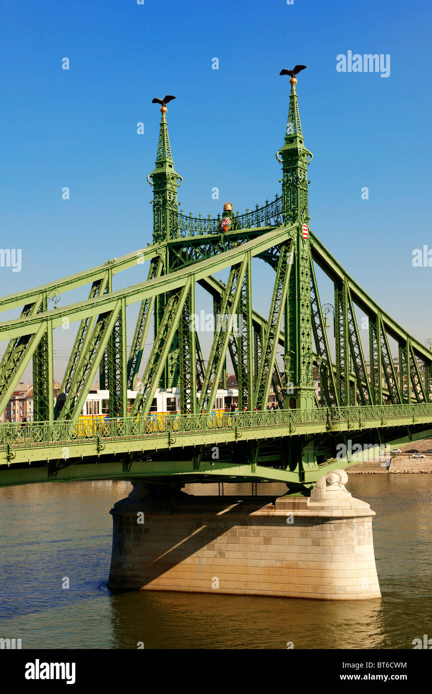 Freiheit oder Freiheitsbrücke (Szabadság híd,). Budapest, Ungarn Stockfoto