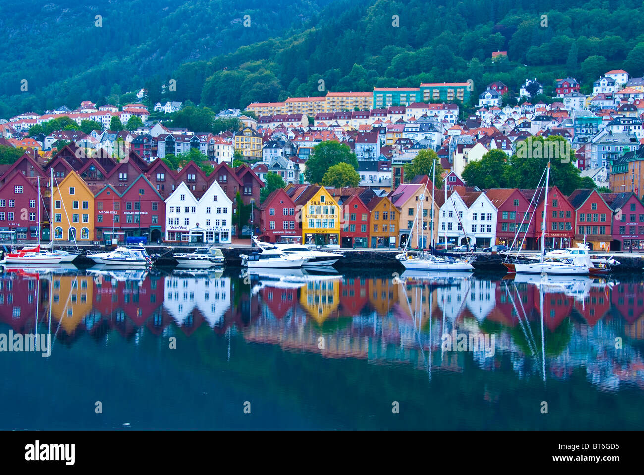 Bergen am Wasser, Bergen, Norwegen, Coastal Stadt hergestellt 1070, UNESCO-Weltkulturerbe Stockfoto