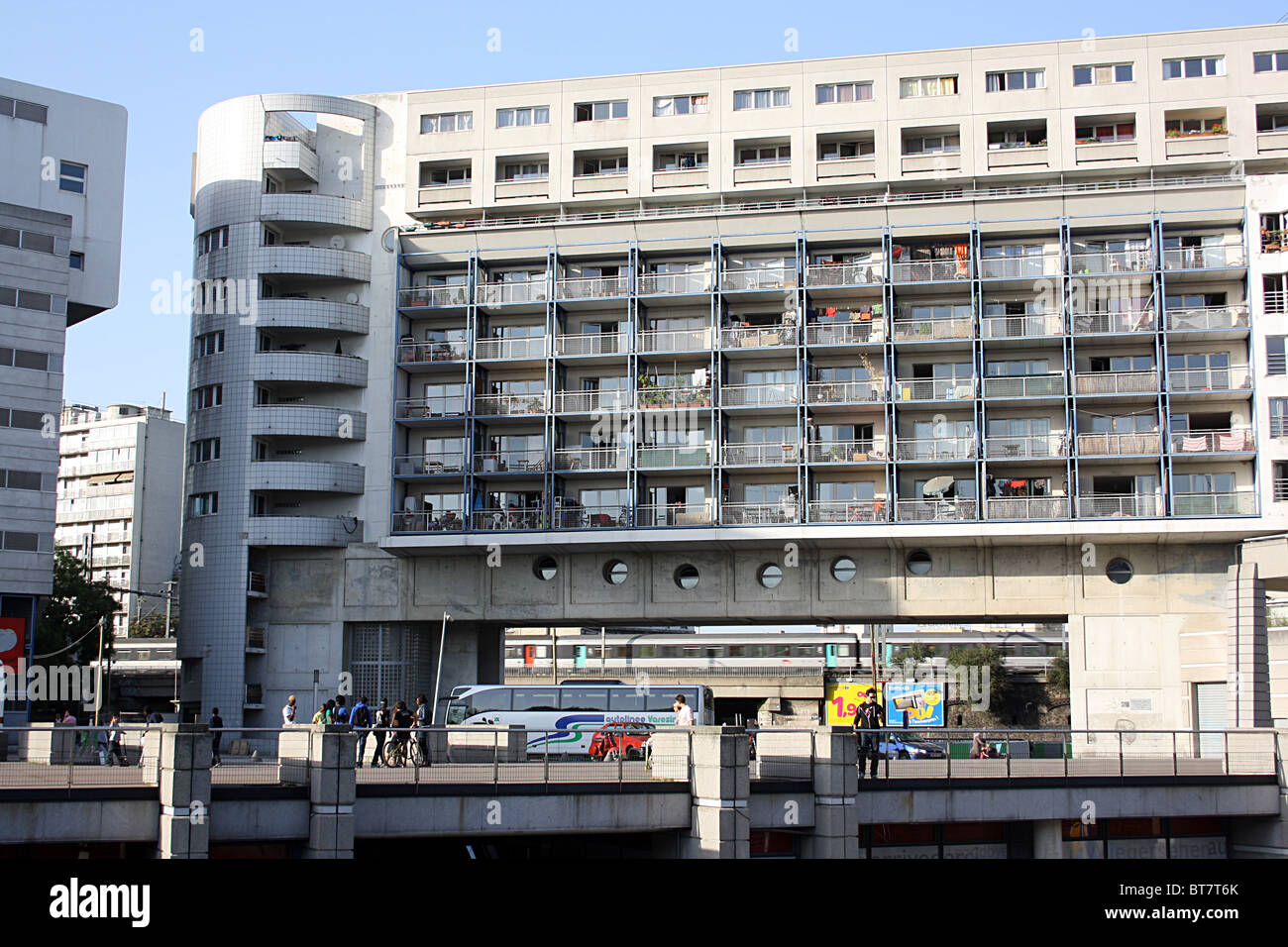 Sozialer Wohnungsbau in La Villette in Paris. Stockfoto