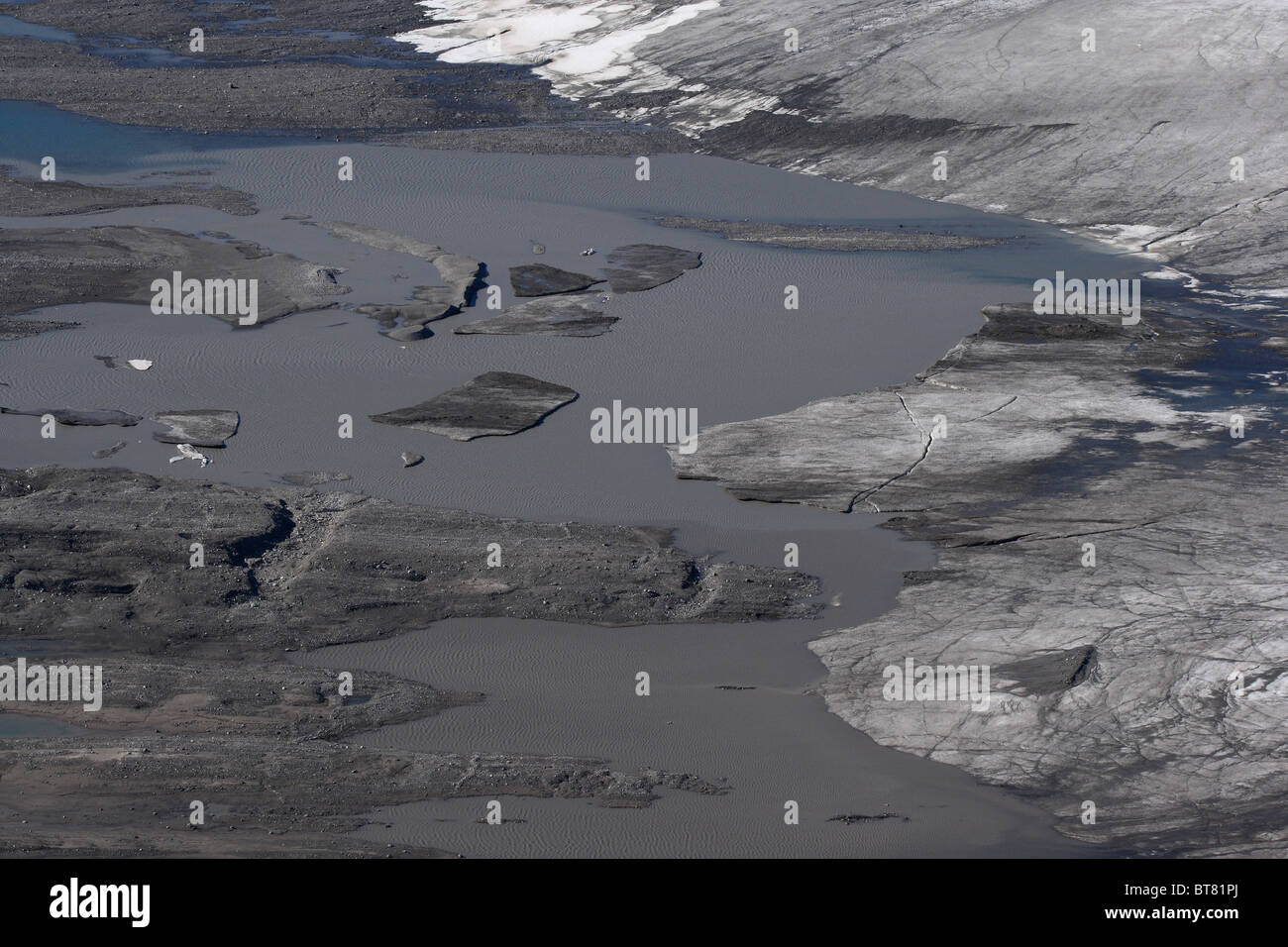 Endmoräne und See vor Gletscher Vitkovskibreen, Spitzbergen Stockfoto