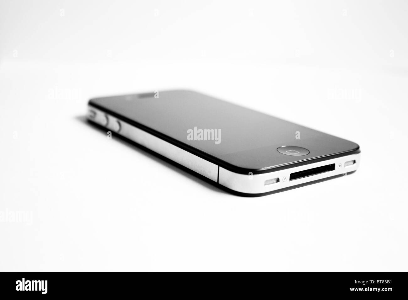 Apple iPhone 4 Smartphone im schwarz-weiß-Modus. Stockfoto