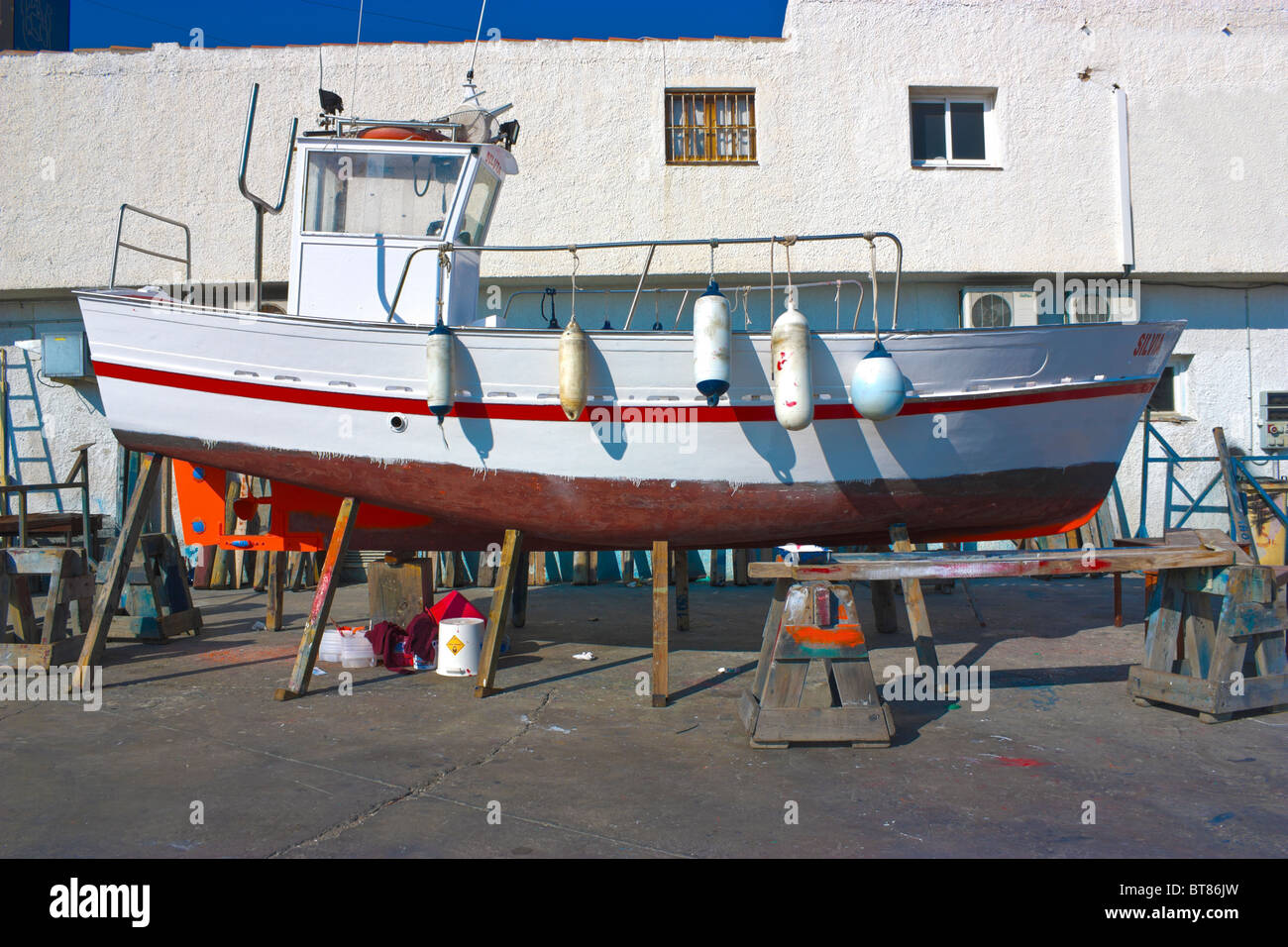 Schiffe im Trockendock Stockfoto