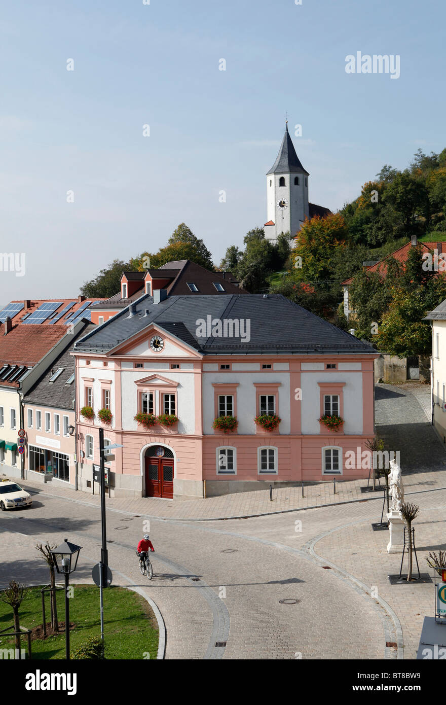 Buergerhaus Gebäude, das ehemalige Rathaus, umgewandelt in ein Gemeindezentrum, Donaustauf, Deutschland Stockfoto