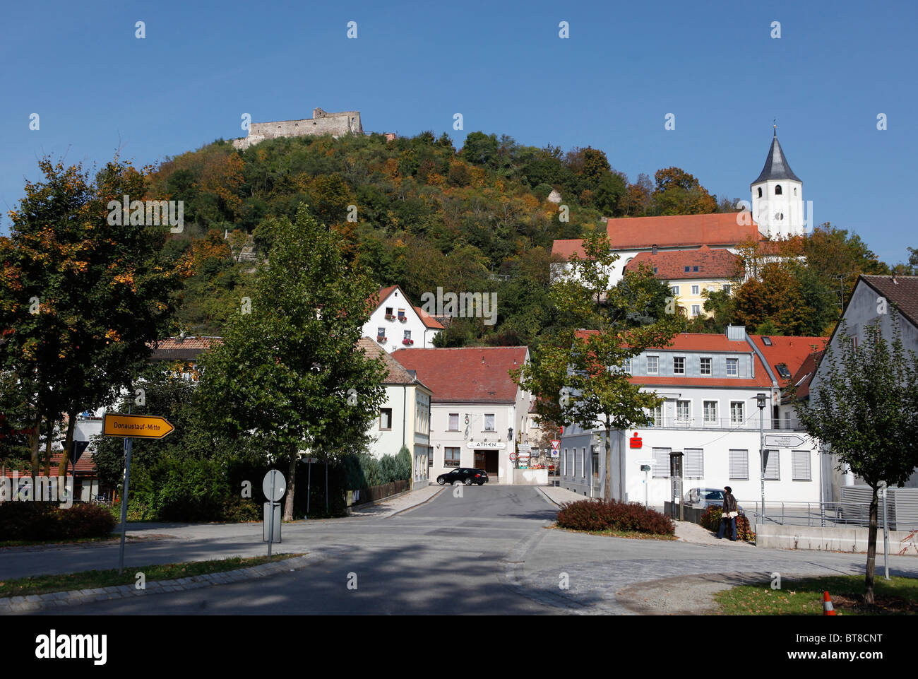 Blick auf die Burg Ruinen in Donaustauf, Bayern, Deutschland, Europa Stockfoto