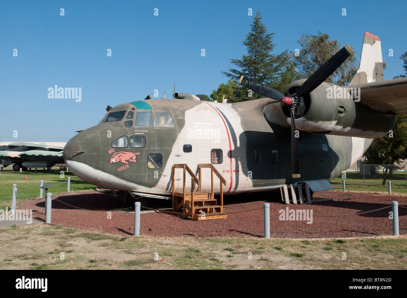 Ein C-123 Frachtflugzeug auf der Castle Air Museum, Merced, Kalifornien USA. Stockfoto