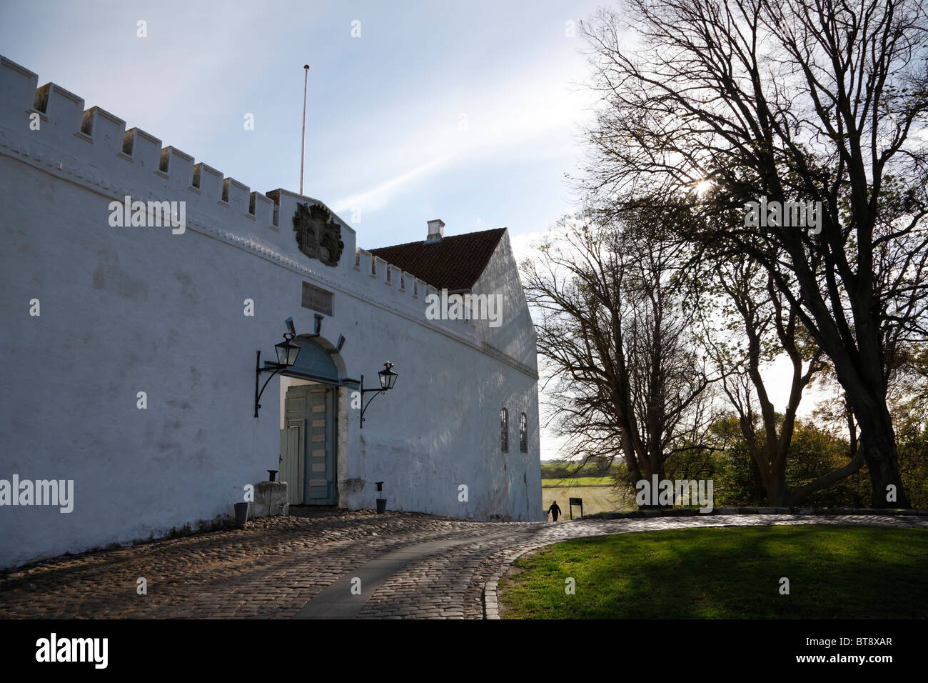 Schloss Dragsholm in Hørve im Nordwesten von Seeland, Dänemark. Das Tor zum Hof, an dem der Earl of Bothwell die Burg bespuken soll. Stockfoto