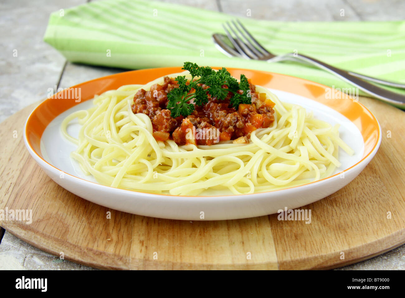 Spaghetti auf dem Teller Stockfotografie - Alamy