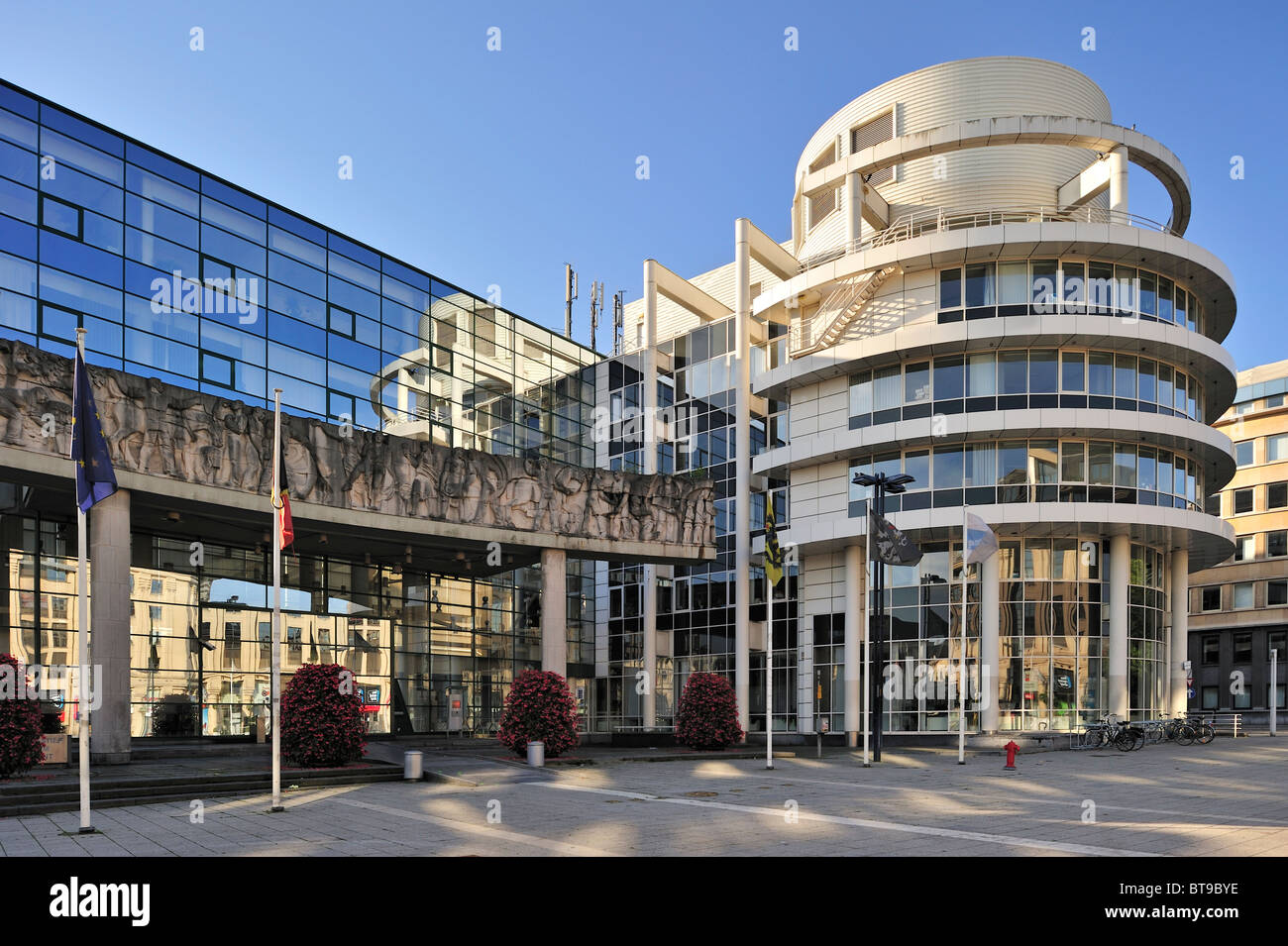 Gemeinde- und Procincial Büros an den Zuid / Süd Quartal in Gent, Belgien Stockfoto