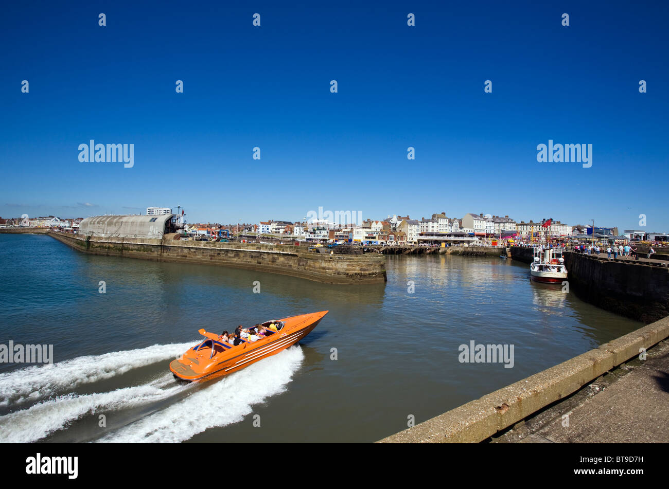 Speed-Boot in Bridlington Hafen Stockfoto