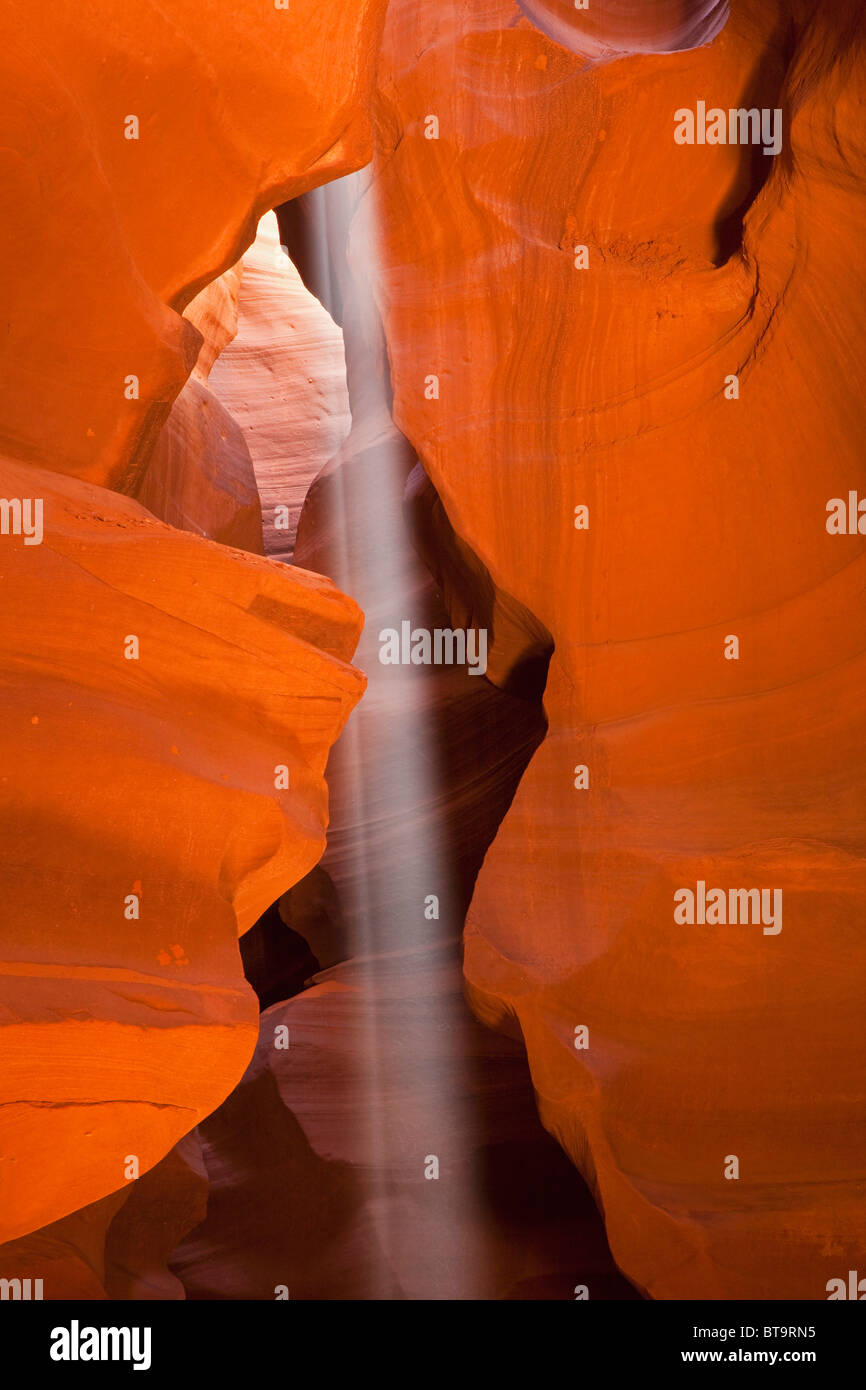 Lichtstrahl im Upper Antelope Canyon, Slotcanyon, Page, Arizona, USA Stockfoto