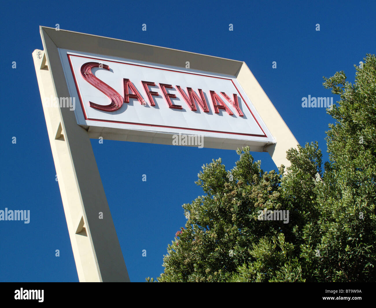 Ein Zeichen für ein Safeway Supermarkt unterzeichnen in San Francisco in den Vereinigten Staaten Stockfoto