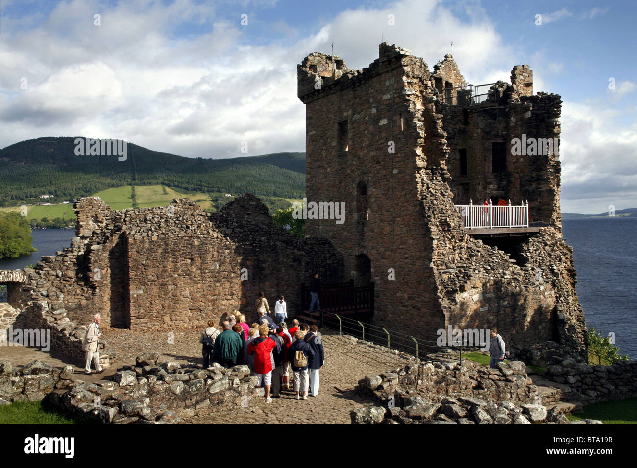 Urquhart Castle & Loch Ness, Schottland Stockfoto