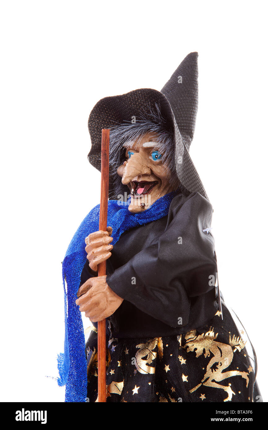 Hexe Puppe für Halloween auf weißem Hintergrund Stockfoto