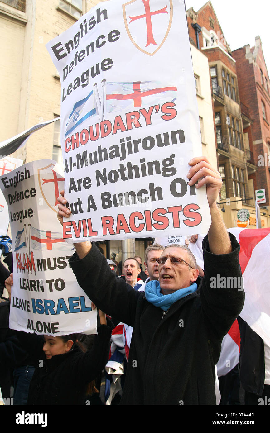 Rabbi Shifren verbindet EDL-Kundgebung in London Stockfoto