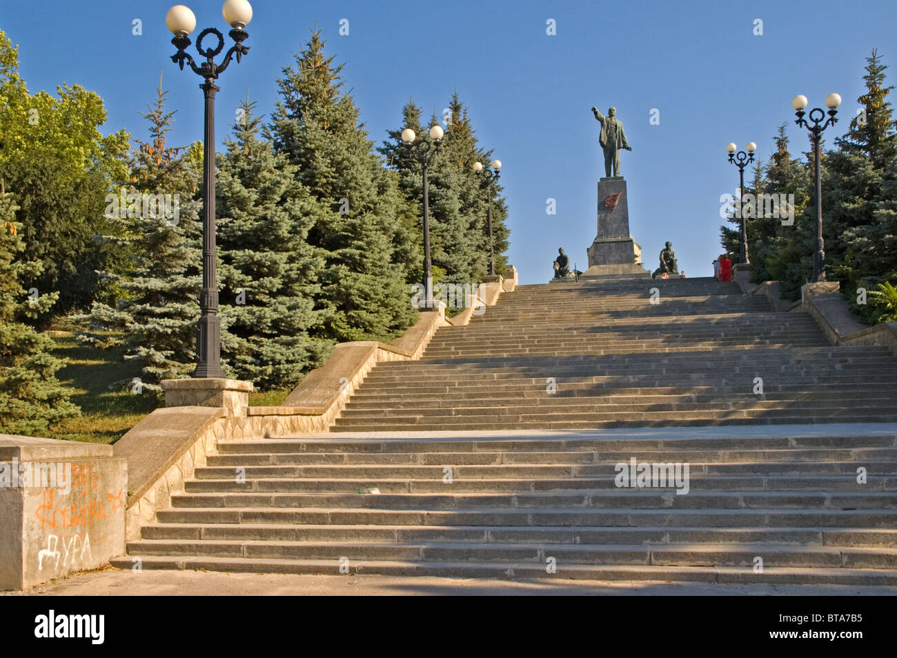 UKRAINE-Sevastapol-Lenin-Denkmal mit Schritten Stockfoto