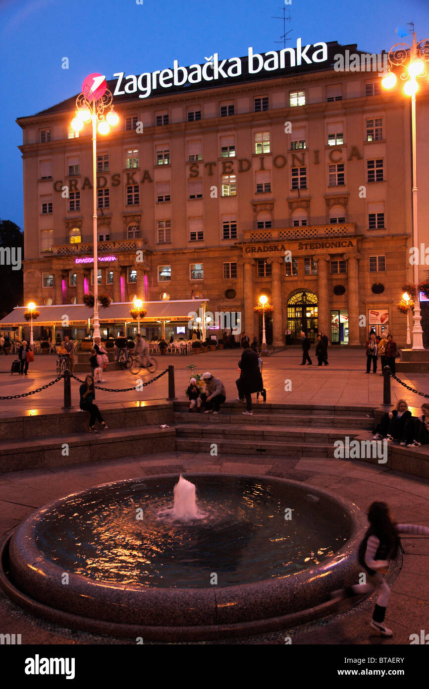 Kroatien, Zagreb, Jelacic-Platz, Brunnen, Stockfoto