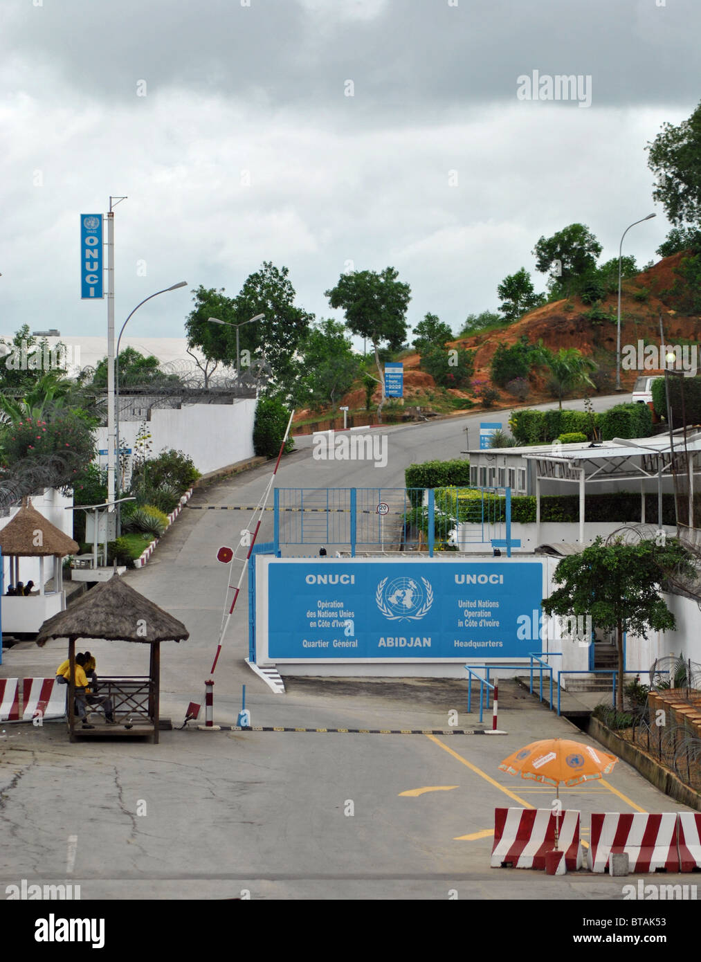 Hauptsitz der Friedenstruppe der Vereinten Nationen in Abidjan, Elfenbeinküste Stockfoto