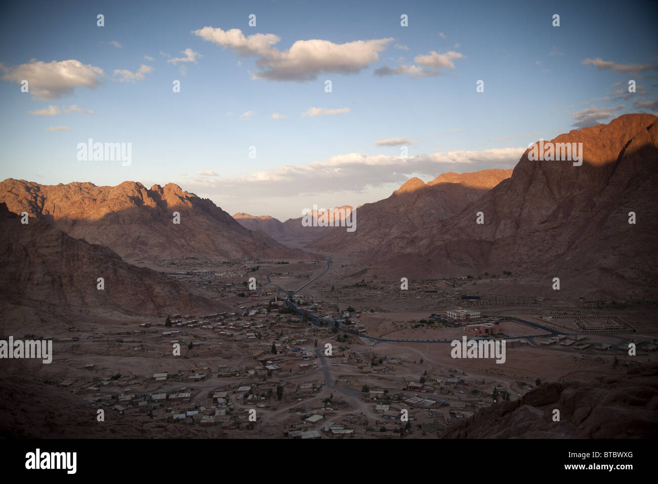 Beduinen Dorf St. Catherine oder El Miga Dorf von oben gesehen, Sinai, Ägypten, Afrika, Stockfoto