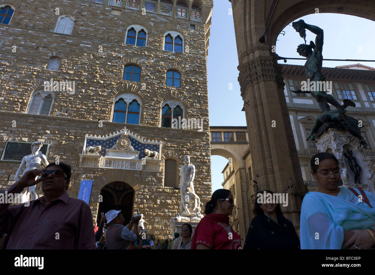 David und Hercules & Grab Statue Kopien und Palazzo Vecchio auf der Piazza della Signoria. Stockfoto