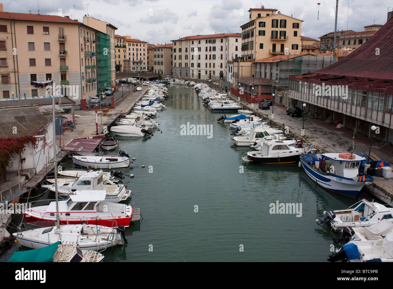 Livorno Livorno in Englisch, traditionell genannt ist eine Hafenstadt am Ligurischen Meer am westlichen Rand der Toskana, Italien. Stockfoto