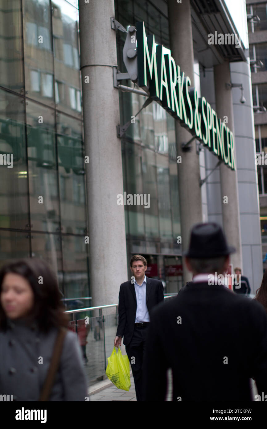 Marks And Spencers London Stockfotos Und Bilder Kaufen Alamy