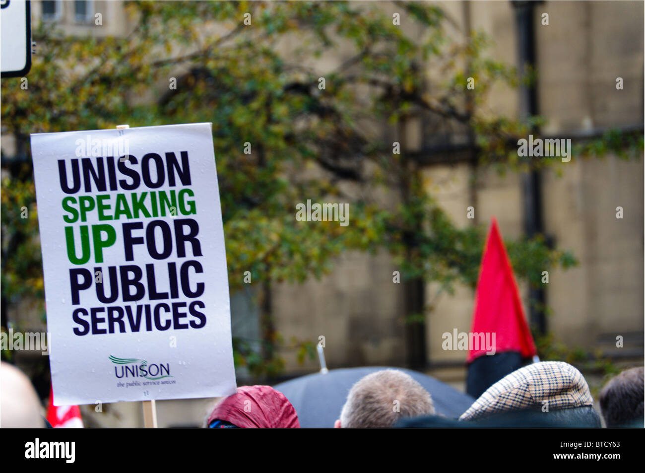 Ein Treffen der unisono-Union protestieren am vorgeschlagenen Kürzungen im öffentlichen Dienst. Stockfoto