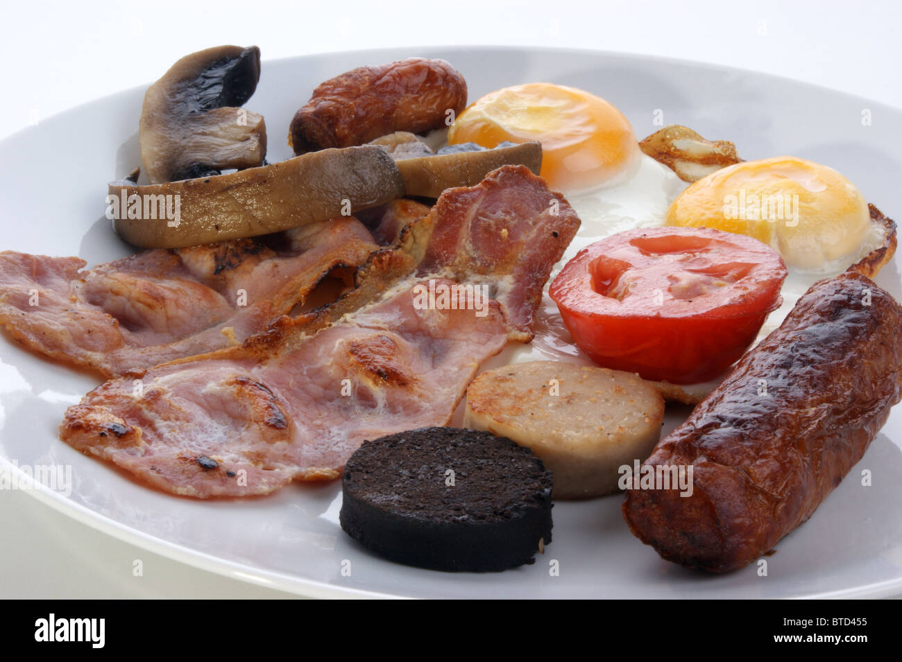 traditionelles irisches Frühstück auf einer großen Platte Stockfoto