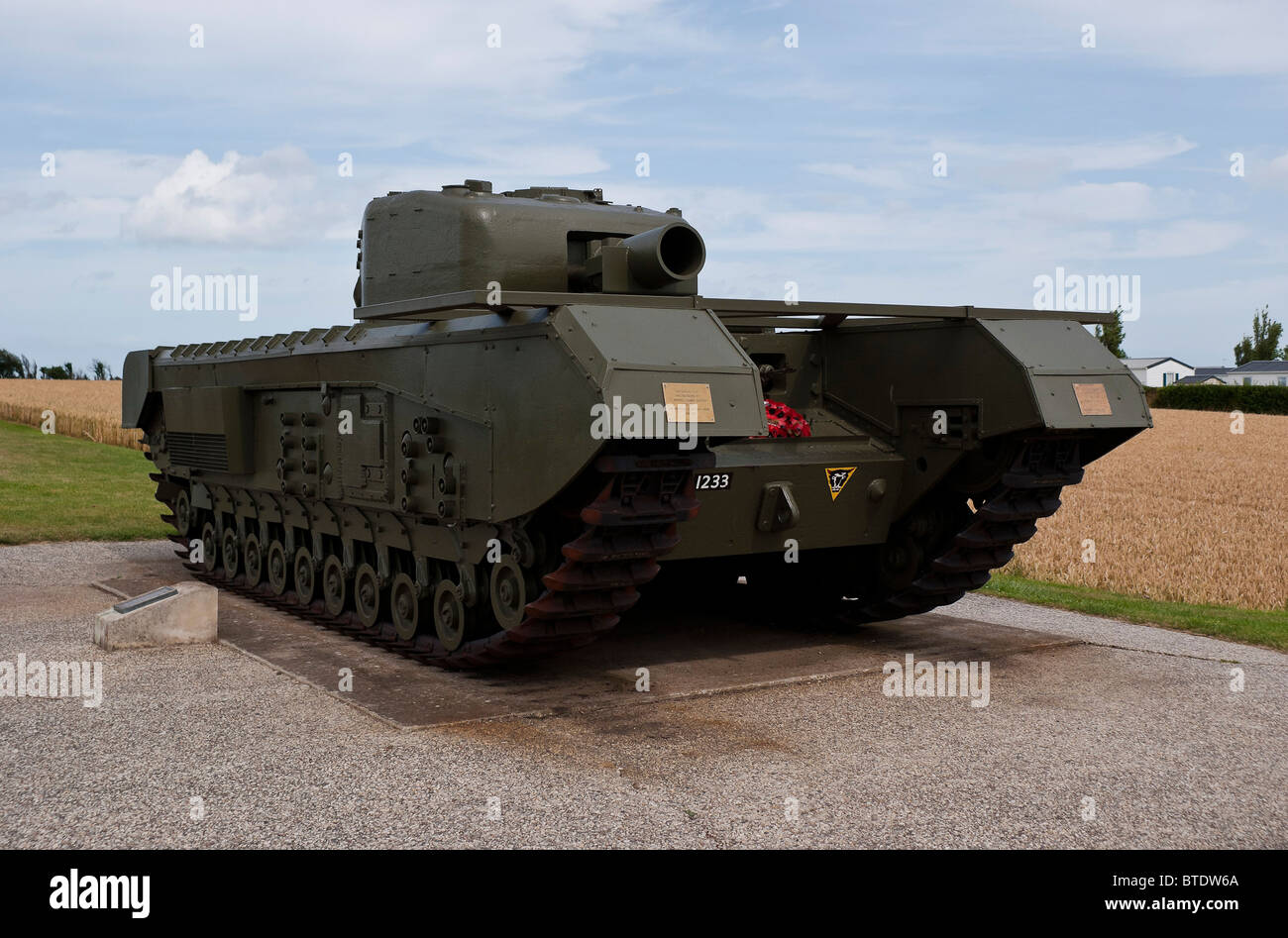 Mark IV Churchill Avre Tank in LION-SUR-MER der Normandie Stockfoto