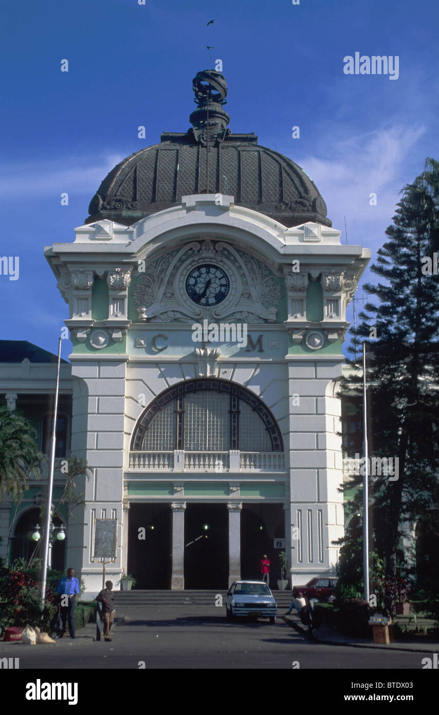 Das Grand Eingang der viktorianischen Bahnhof in Maputo Stockfoto