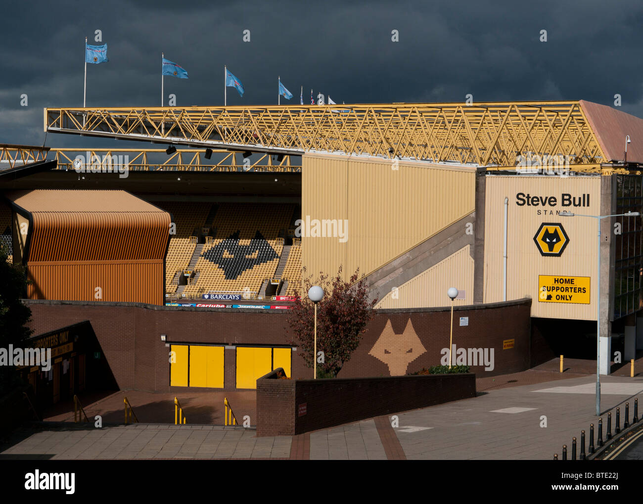 Steve Bull stehen im Molineux Stadium in Wolverhampton Stockfoto
