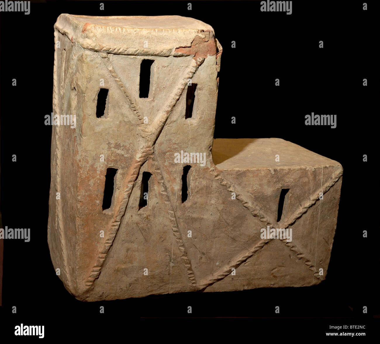 5342. Tonmodell eines ländlichen Hauses. Mesopotamien, 1000 BC Stockfoto