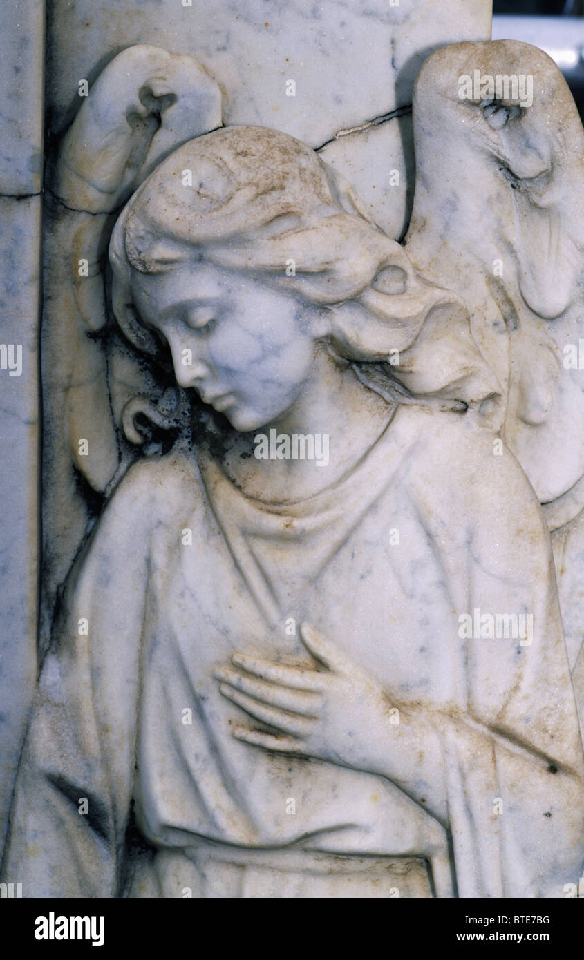 Detail der eine Marmorskulptur auf Petronella Pienaars Grabstein Stockfoto