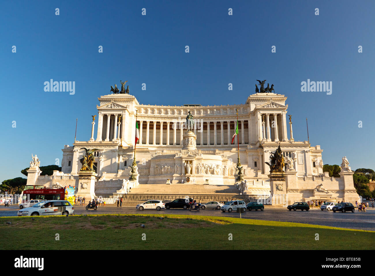 Außenansicht des Denkmal für Vittorio Emanuele II in Rom, Italien Stockfoto
