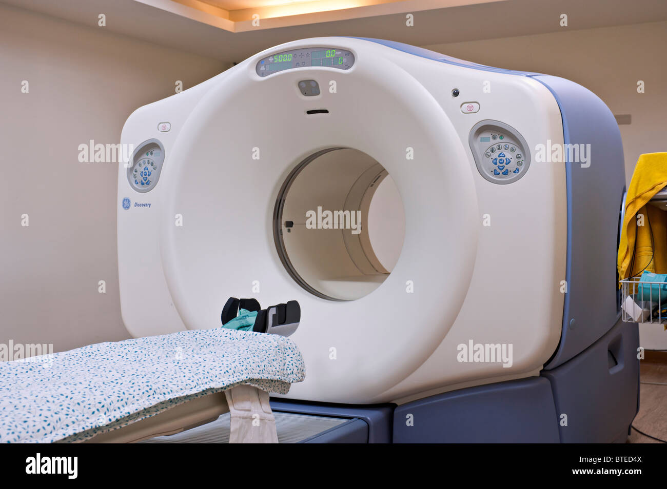 PET-CT Diagnostik medizinische Scanner, CAT-Scan-Maschine, im Krankenhaus Stockfoto